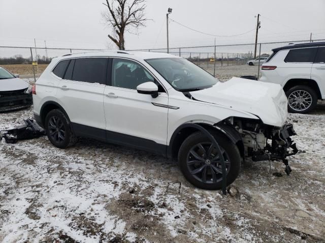 2023 Volkswagen Tiguan SE