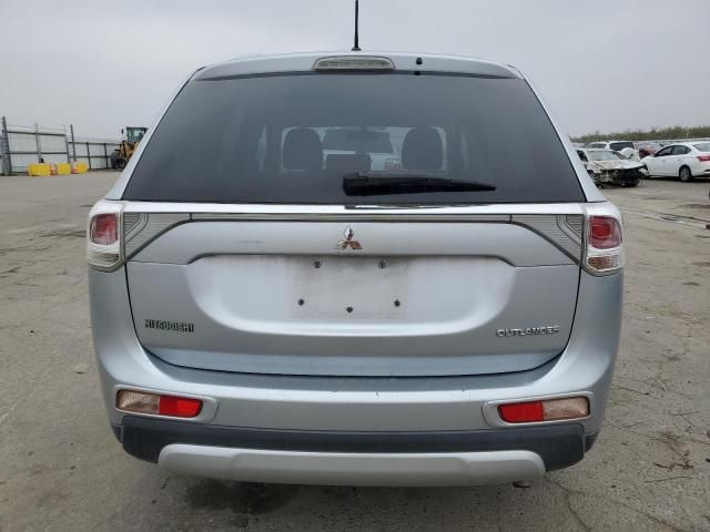 2015 Mitsubishi Outlander ES