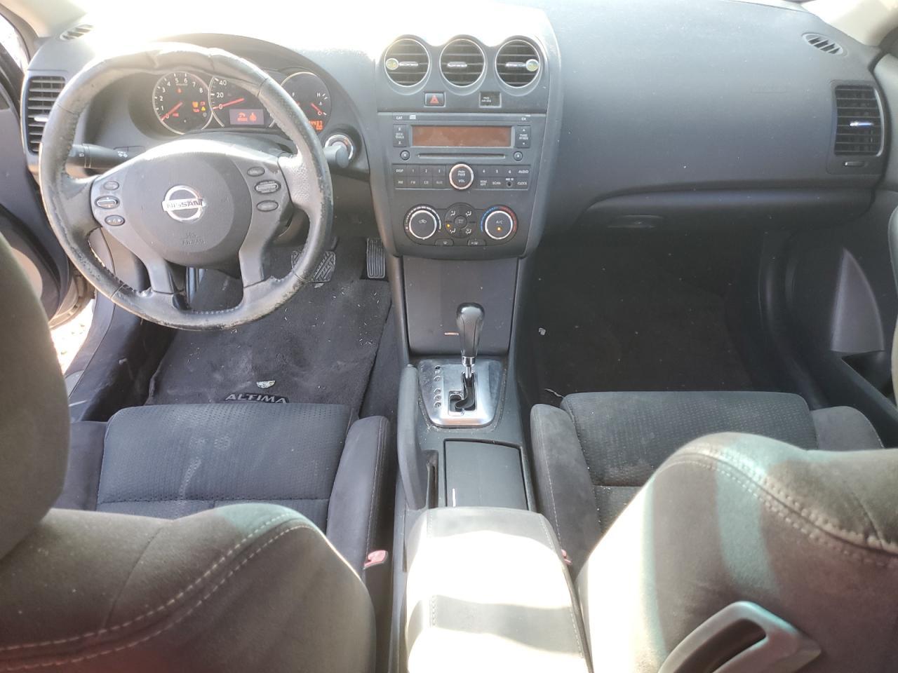 2011 Niss Altima