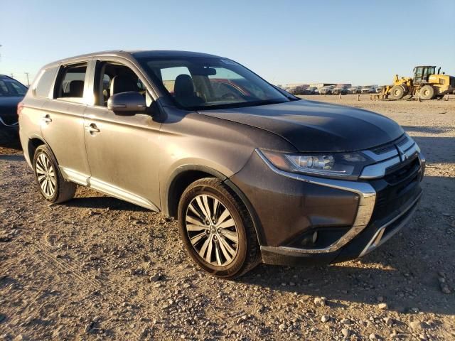 2019 Mitsubishi Outlander SE