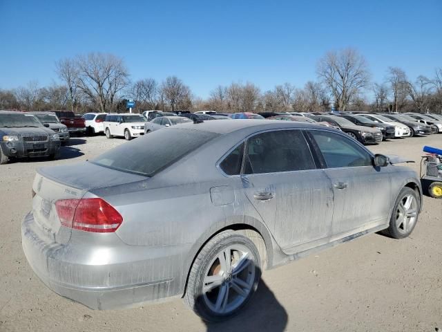 2013 Volkswagen Passat SEL