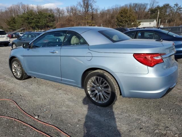 2013 Chrysler 200 Limited