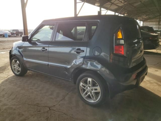 2011 KIA Soul +