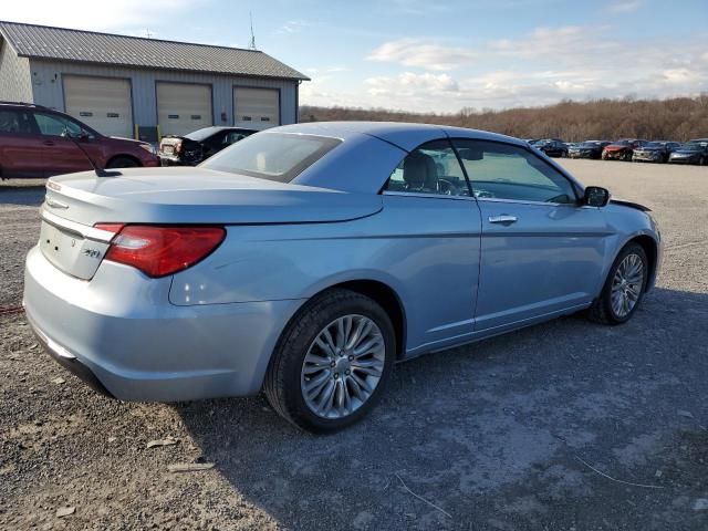 2013 Chrysler 200 Limited