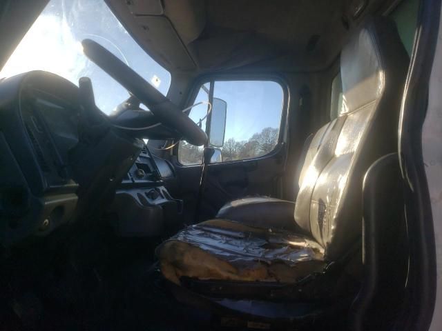 2003 Freightliner M2 106 Medium Duty