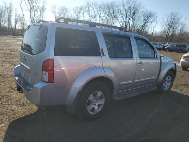 2005 Nissan Pathfinder LE