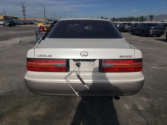 1995 Lexus ES 300