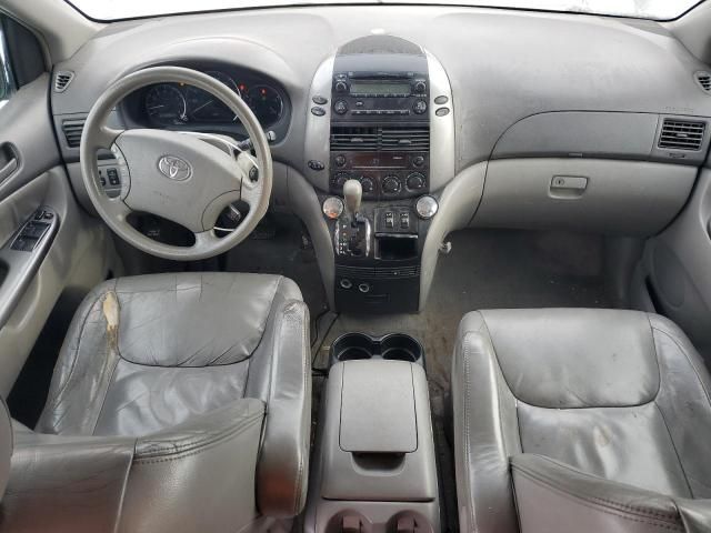 2006 Toyota Sienna CE