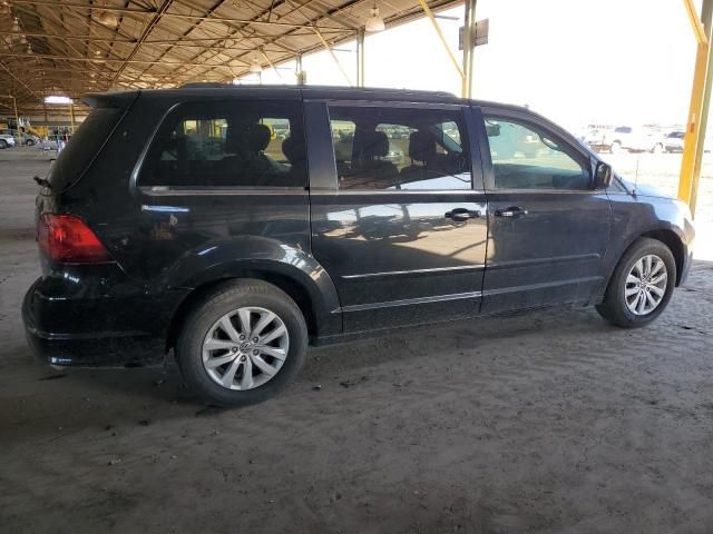 2012 Volkswagen Routan SE