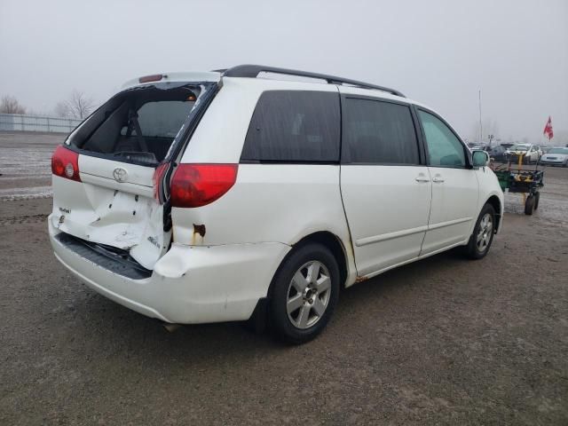 2010 Toyota Sienna CE