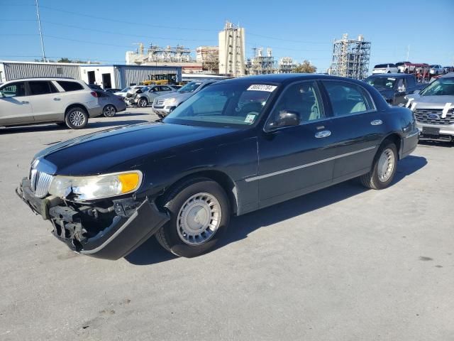 2000 Lincoln Town Car Executive