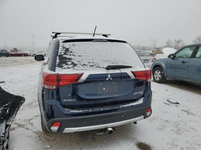 2016 Mitsubishi Outlander SE