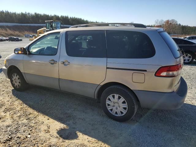 2003 Toyota Sienna LE