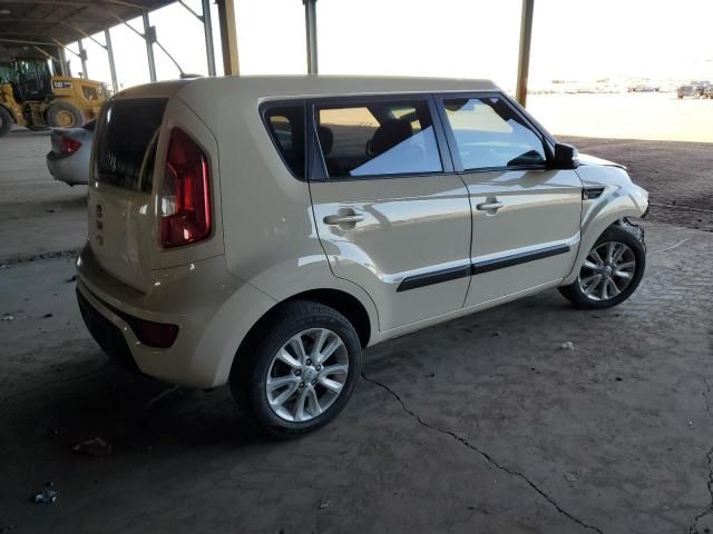 2013 KIA Soul +