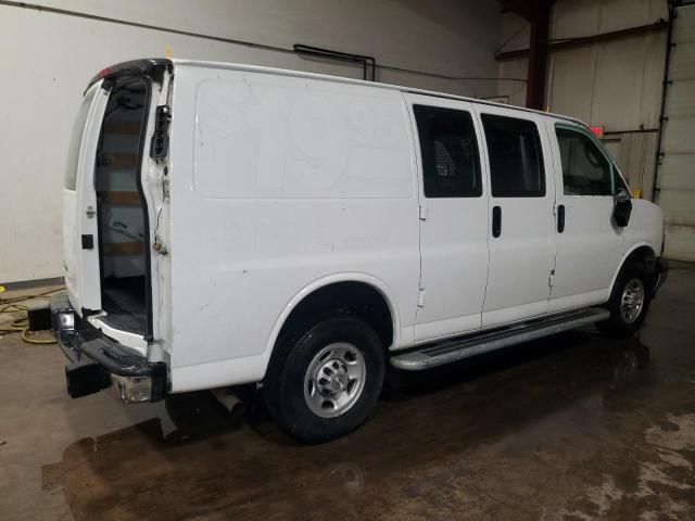 2022 Chevrolet Express G2500