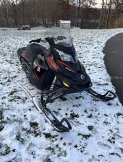 Skidoo Snowmobile salvage cars for sale: 2016 Skidoo MX Z TNT