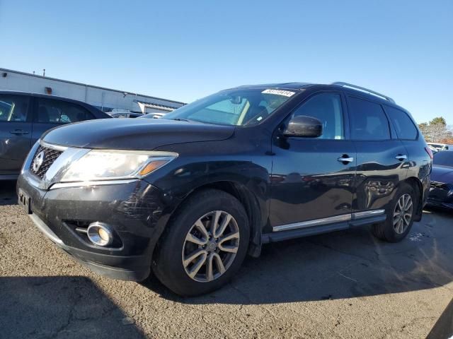 2016 Nissan Pathfinder S