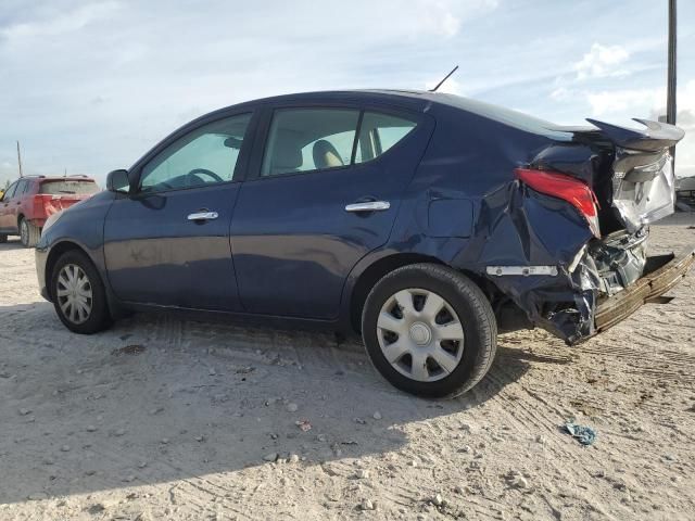 2014 Nissan Versa S