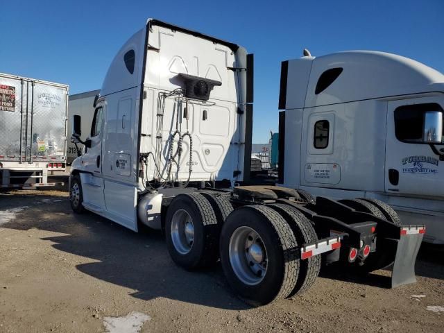 2018 Freightliner Cascadia 125