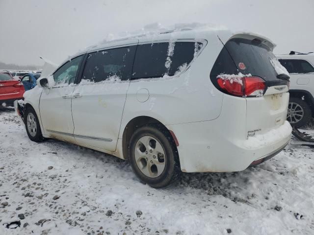 2017 Chrysler Pacifica Touring L Plus