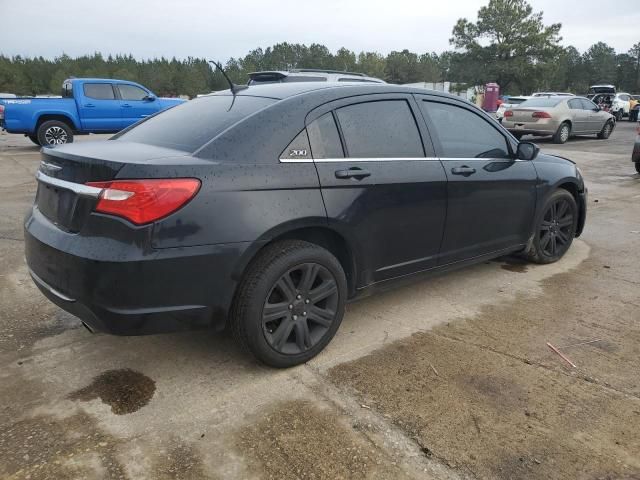 2013 Chrysler 200 LX