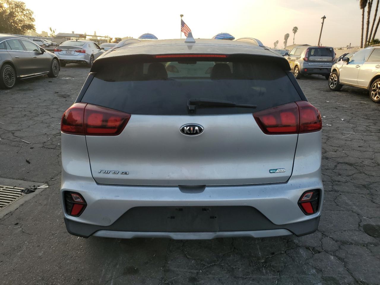 2020 KIA Niro lx
