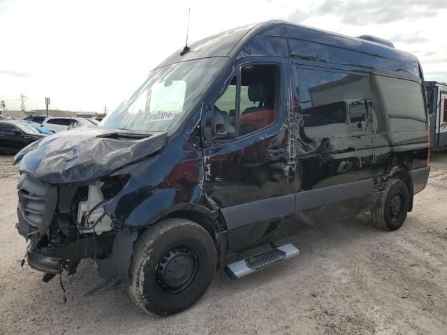 2024 Mercedes-Benz Sprinter 2500