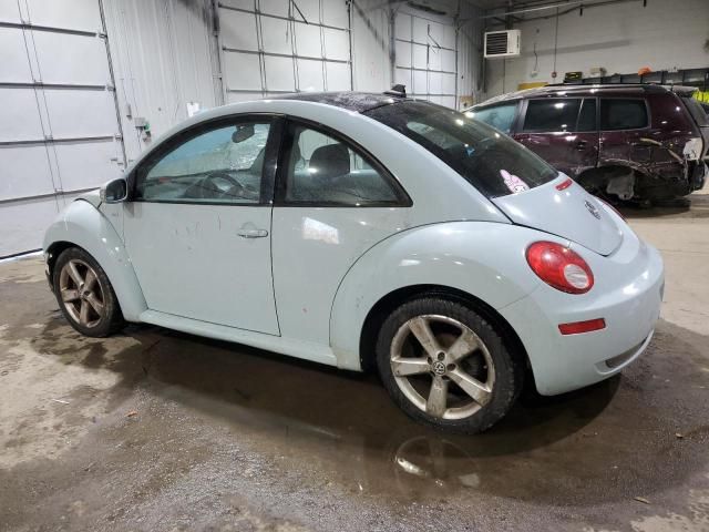 2010 Volkswagen New Beetle