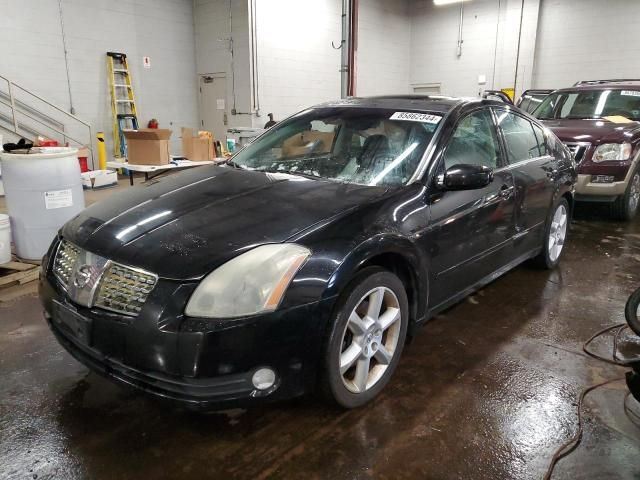 2004 Nissan Maxima SE