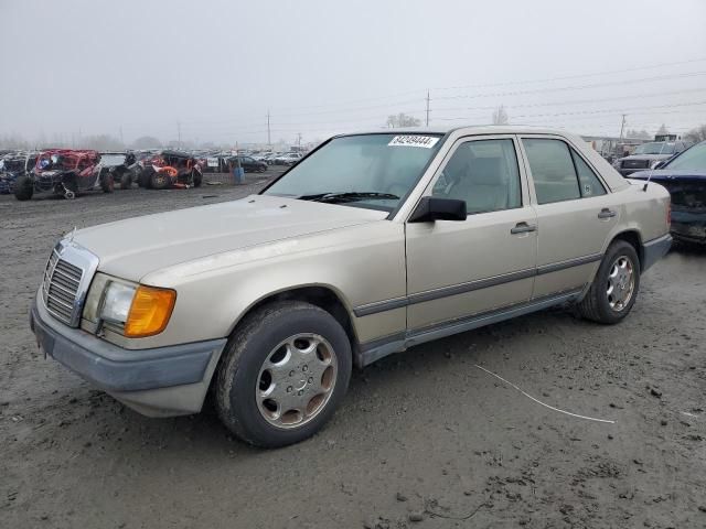 1987 Mercedes-Benz 300 E