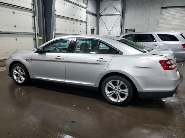 2016 Ford Taurus SE