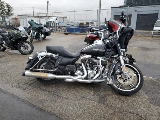 2010 Harley-Davidson Flhx