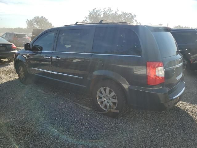 2011 Chrysler Town & Country Touring L