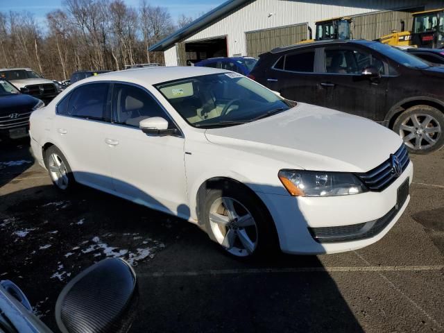 2014 Volkswagen Passat S