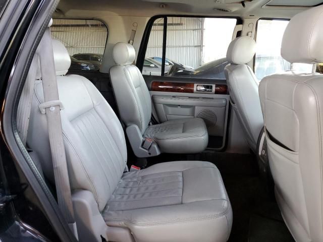 2004 Lincoln Navigator