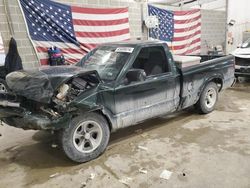 Salvage cars for sale from Copart Columbia, MO: 2001 Chevrolet S Truck S10