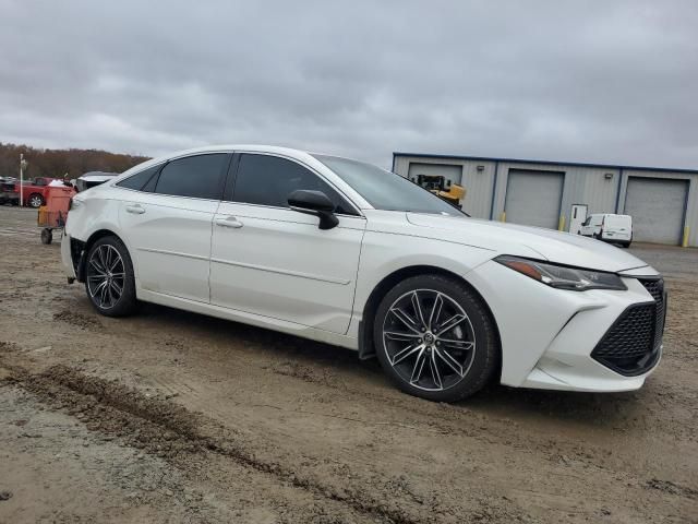 2019 Toyota Avalon XLE