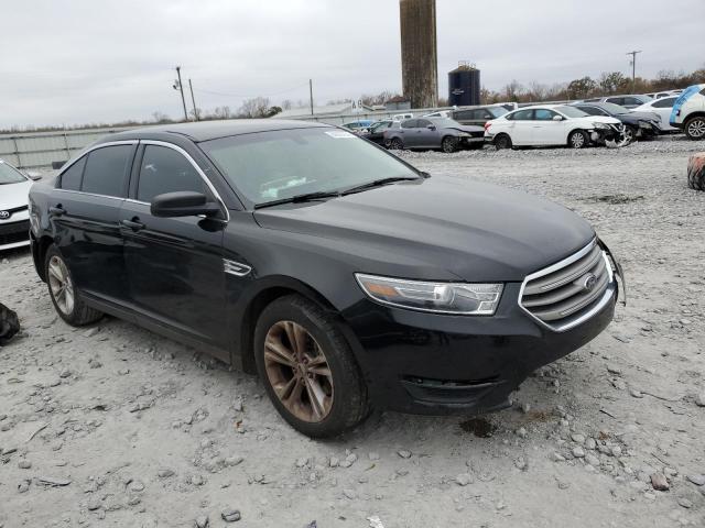 2018 Ford Taurus se