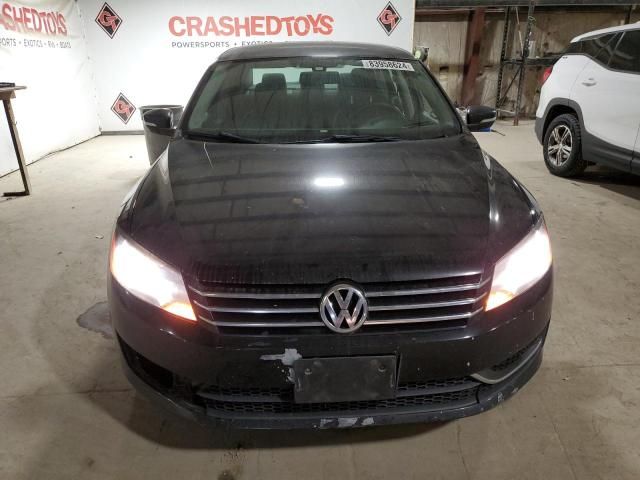 2013 Volkswagen Passat S