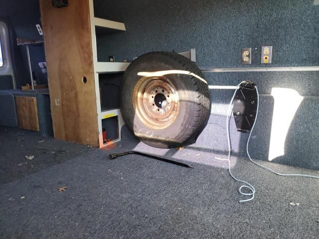 1999 Ford Econoline E350 Super Duty Van