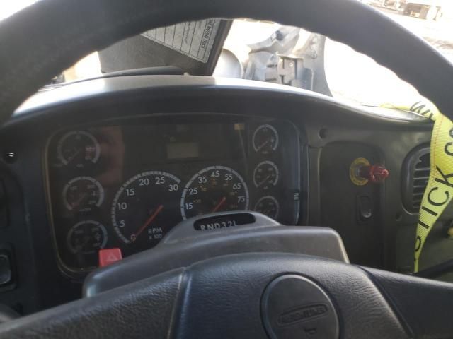 2007 Freightliner M2 106 Medium Duty