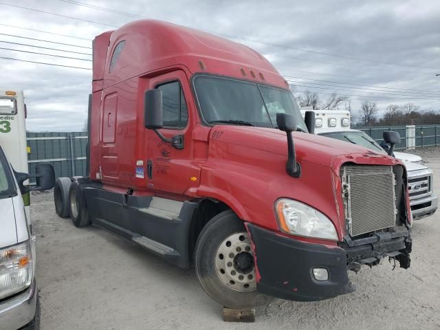 2015 Freightliner Cascadia 125