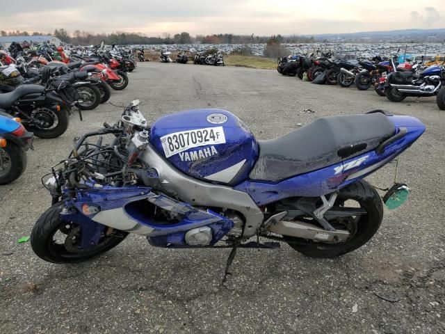 2000 Yamaha YZF600 R