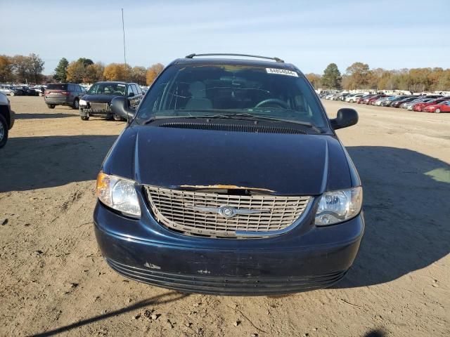 2001 Chrysler Town & Country LX