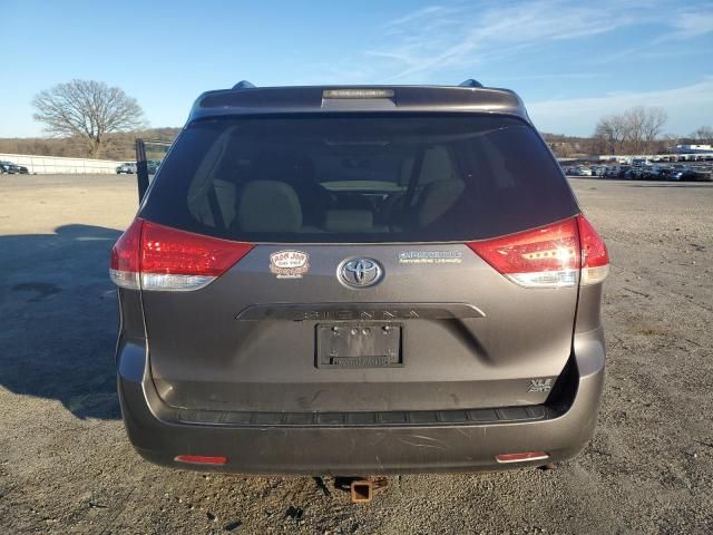 2012 Toyota Sienna XLE