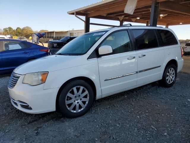 2011 Chrysler Town & Country Touring L