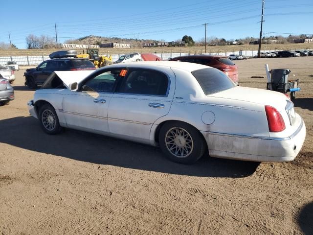 1998 Lincoln Town Car Signature