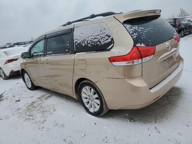 2013 Toyota Sienna XLE