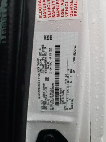2016 Ford Econoline E350 Super Duty Cutaway Van