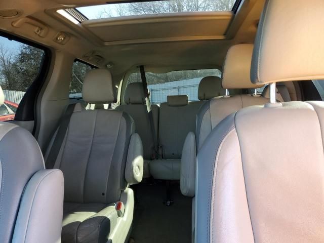 2012 Toyota Sienna XLE